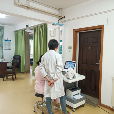 加强医养结合，湖北武汉市茶港医务室装机SH-T16健康幼屋一体机